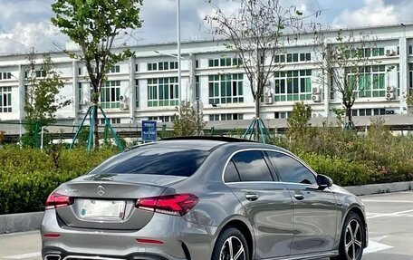 Mercedes-Benz A-Класс, 2021 год, 1 500 000 рублей, 12 фотография