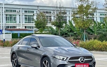 Mercedes-Benz A-Класс, 2021 год, 1 500 000 рублей, 14 фотография