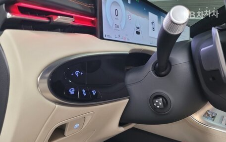 Genesis GV70, 2024 год, 6 350 000 рублей, 9 фотография