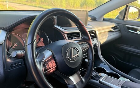 Lexus RX IV рестайлинг, 2019 год, 5 800 000 рублей, 5 фотография