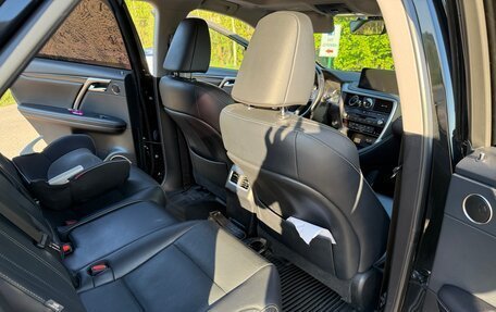Lexus RX IV рестайлинг, 2019 год, 5 800 000 рублей, 13 фотография