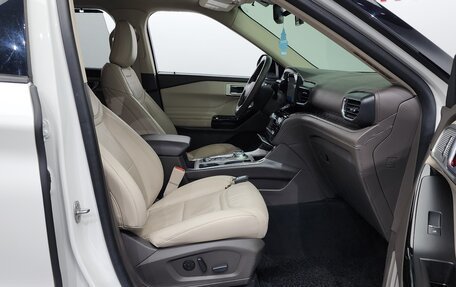 Ford Explorer VI, 2022 год, 4 180 000 рублей, 13 фотография