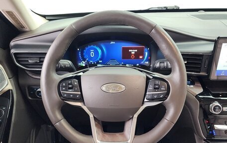 Ford Explorer VI, 2022 год, 4 180 000 рублей, 17 фотография