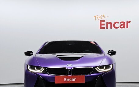 BMW i8 I рестайлинг, 2016 год, 5 019 000 рублей, 3 фотография