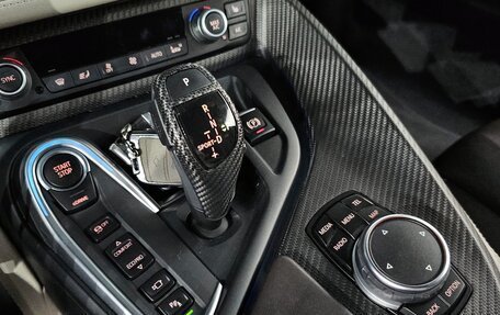 BMW i8 I рестайлинг, 2016 год, 5 019 000 рублей, 9 фотография