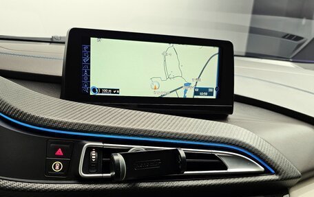 BMW i8 I рестайлинг, 2016 год, 5 019 000 рублей, 14 фотография