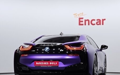 BMW i8 I рестайлинг, 2016 год, 5 019 000 рублей, 4 фотография