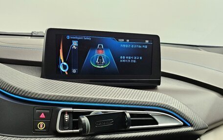 BMW i8 I рестайлинг, 2016 год, 5 019 000 рублей, 16 фотография
