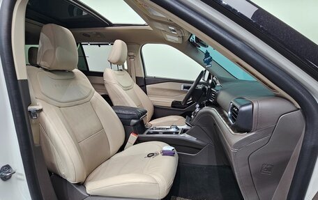 Ford Explorer VI, 2022 год, 4 210 000 рублей, 6 фотография