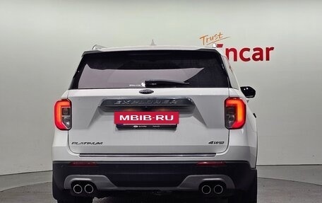 Ford Explorer VI, 2022 год, 4 210 000 рублей, 4 фотография