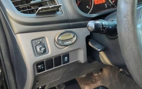 Mitsubishi L200 IV рестайлинг, 2015 год, 1 400 000 рублей, 7 фотография