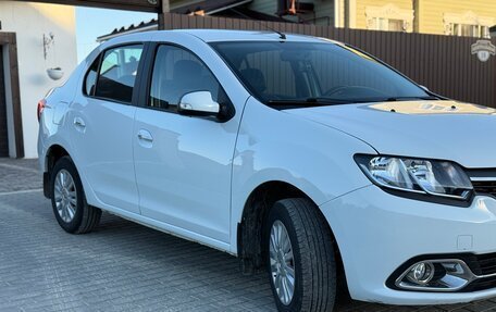 Renault Logan II, 2015 год, 700 000 рублей, 3 фотография