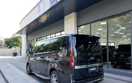 Ford Tourneo Custom I рестайлинг, 2024 год, 5 230 000 рублей, 4 фотография