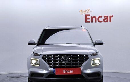 Hyundai Venue I, 2021 год, 1 860 000 рублей, 2 фотография