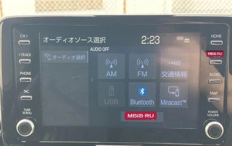 Toyota Yaris, 2022 год, 897 000 рублей, 20 фотография