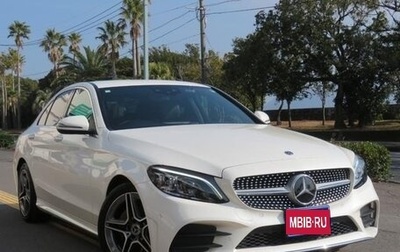 Mercedes-Benz C-Класс, 2019 год, 1 900 000 рублей, 1 фотография