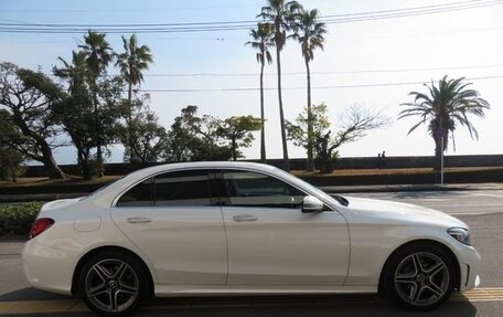 Mercedes-Benz C-Класс, 2019 год, 1 900 000 рублей, 6 фотография