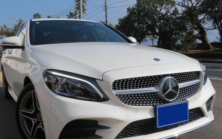Mercedes-Benz C-Класс, 2019 год, 1 900 000 рублей, 3 фотография