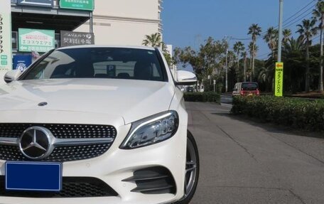 Mercedes-Benz C-Класс, 2019 год, 1 900 000 рублей, 17 фотография