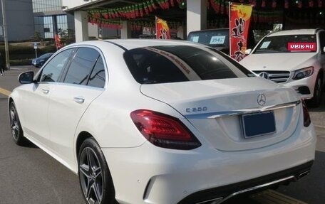 Mercedes-Benz C-Класс, 2019 год, 1 900 000 рублей, 10 фотография