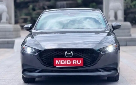 Mazda 3, 2021 год, 1 700 000 рублей, 3 фотография