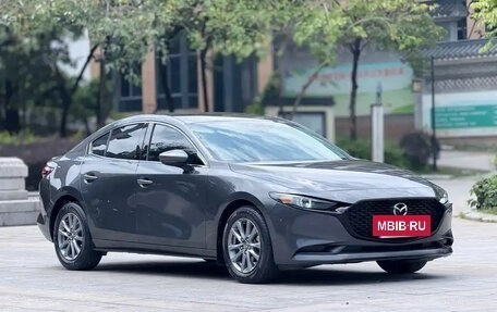 Mazda 3, 2021 год, 1 700 000 рублей, 2 фотография