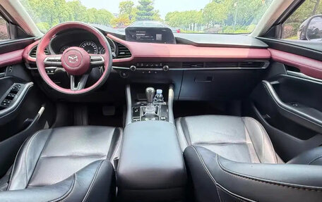 Mazda 3, 2021 год, 1 700 000 рублей, 11 фотография