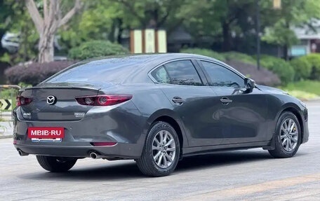 Mazda 3, 2021 год, 1 700 000 рублей, 21 фотография
