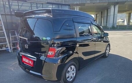 Honda Freed I, 2016 год, 814 000 рублей, 4 фотография