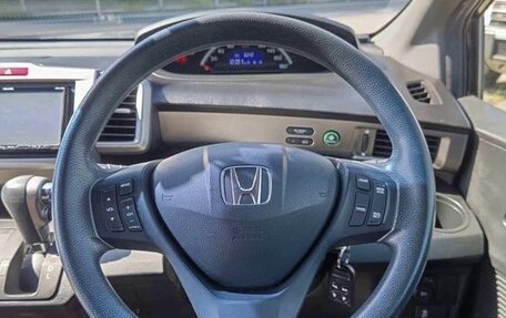 Honda Freed I, 2016 год, 814 000 рублей, 32 фотография