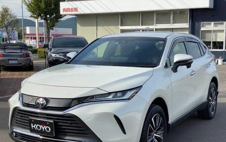 Toyota Harrier, 2021 год, 2 600 000 рублей, 2 фотография