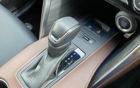 Toyota Harrier, 2021 год, 2 600 000 рублей, 16 фотография