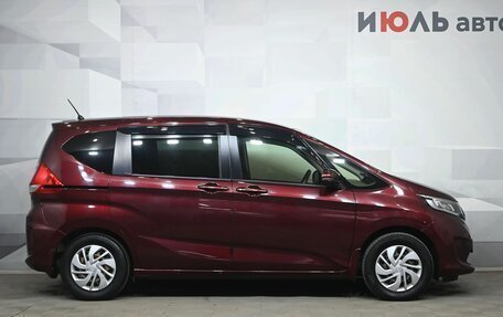 Honda Freed II, 2017 год, 1 770 000 рублей, 7 фотография