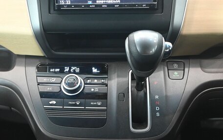Honda Freed II, 2017 год, 1 770 000 рублей, 16 фотография