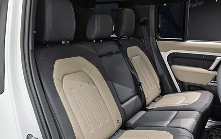 Land Rover Defender II, 2022 год, 6 113 100 рублей, 12 фотография