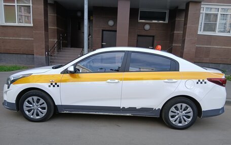 KIA Rio IV, 2021 год, 1 380 000 рублей, 2 фотография