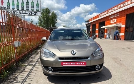 Renault Fluence I, 2011 год, 900 000 рублей, 2 фотография
