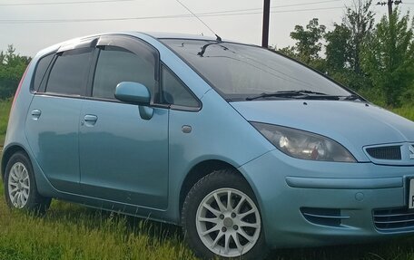 Mitsubishi Colt VI рестайлинг, 2004 год, 475 000 рублей, 3 фотография