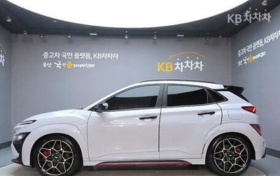 Hyundai Kona I, 2022 год, 2 650 000 рублей, 1 фотография