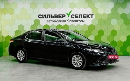 Toyota Camry, 2019 год, 3 000 000 рублей, 5 фотография