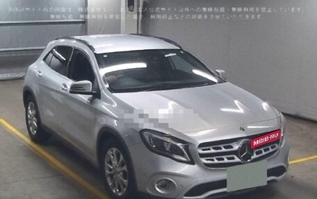 Mercedes-Benz GLA, 2018 год, 1 500 000 рублей, 1 фотография