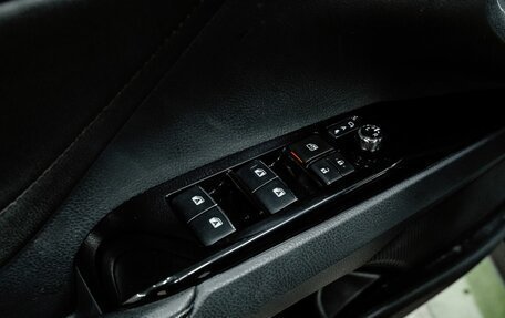 Toyota Camry, 2019 год, 3 000 000 рублей, 22 фотография