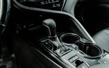 Toyota Camry, 2019 год, 3 000 000 рублей, 20 фотография