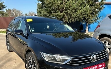 Volkswagen Passat B8 рестайлинг, 2014 год, 2 000 000 рублей, 5 фотография