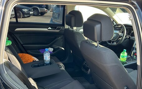 Volkswagen Passat B8 рестайлинг, 2014 год, 2 000 000 рублей, 8 фотография