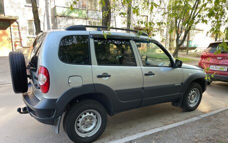 Chevrolet Niva I рестайлинг, 2018 год, 700 000 рублей, 2 фотография