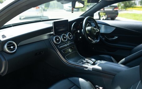 Mercedes-Benz C-Класс, 2016 год, 2 400 000 рублей, 26 фотография