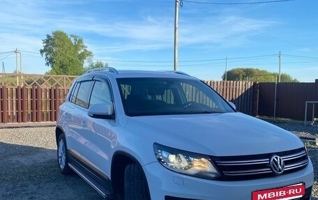 Volkswagen Tiguan I, 2011 год, 1 250 000 рублей, 4 фотография