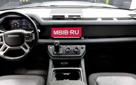 Land Rover Defender II, 2020 год, 3 800 000 рублей, 8 фотография