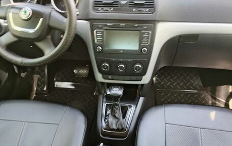 Skoda Yeti I рестайлинг, 2010 год, 850 000 рублей, 26 фотография